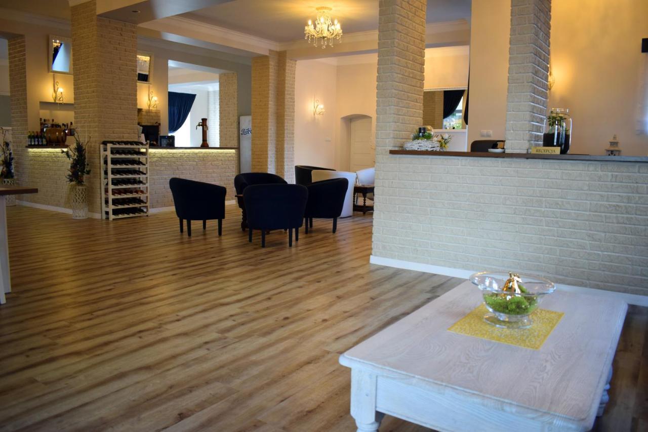 Sepia Restauracja & Noclegi ยาสโว ภายนอก รูปภาพ